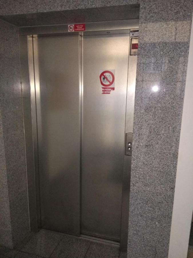 Apartman Rezidence Certovka 2121 Free Parking Garage Karlovy Vary Exterior foto